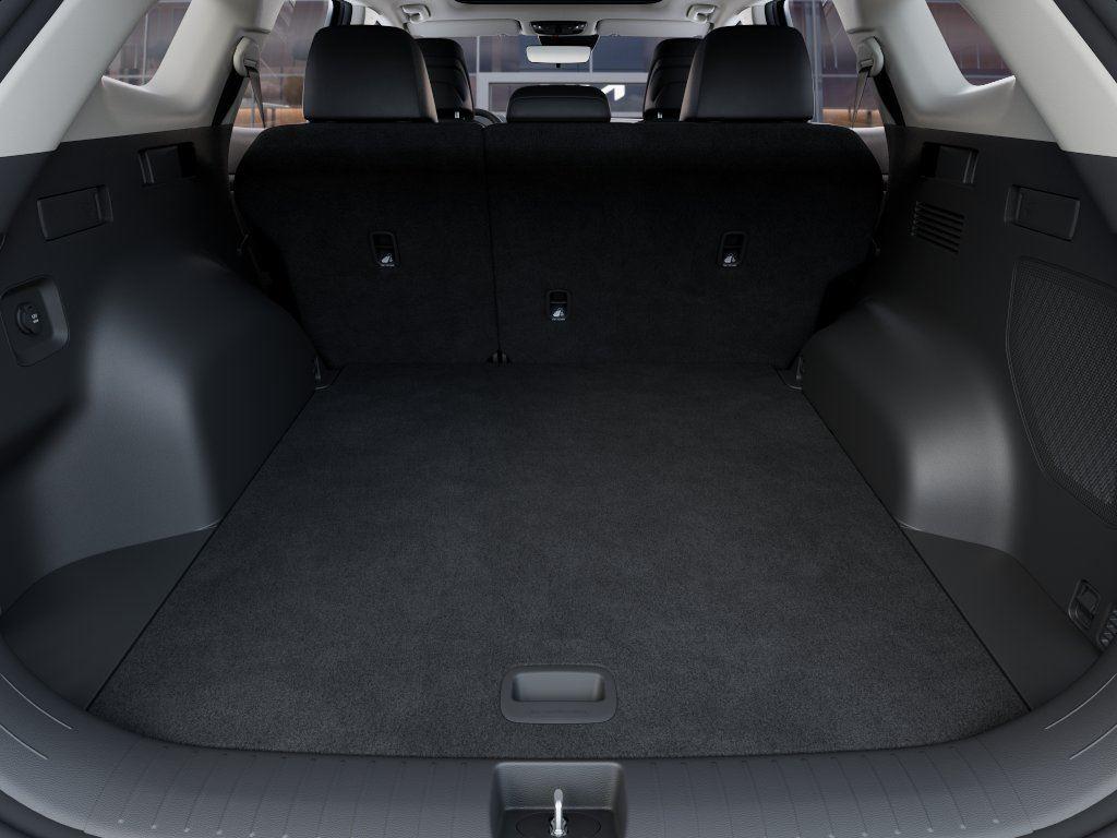 Vehicle photo 19