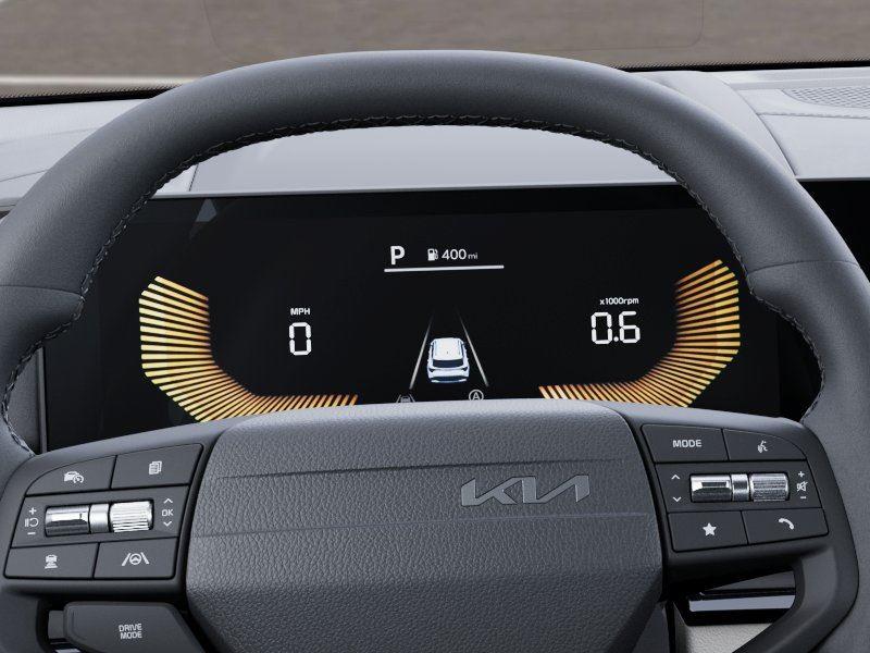 Vehicle photo 21