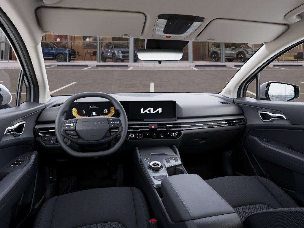 Vehicle photo 14