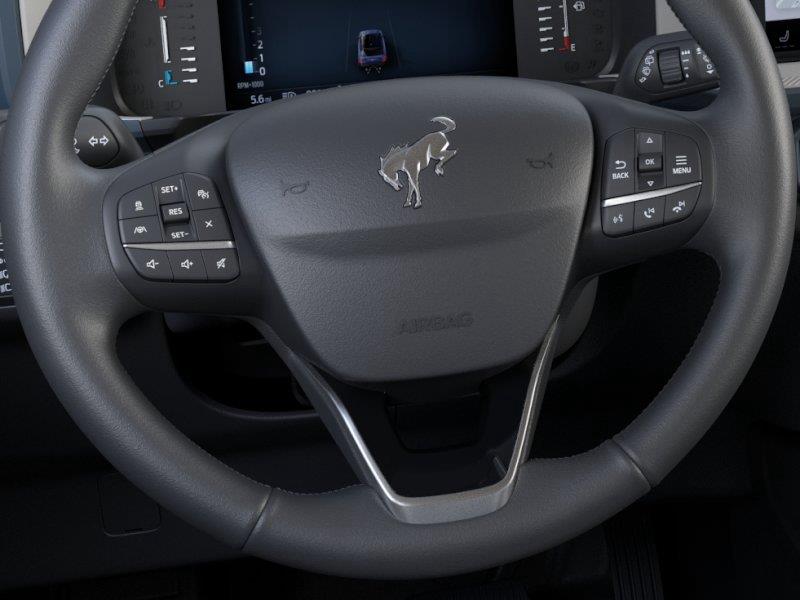 Vehicle photo 12