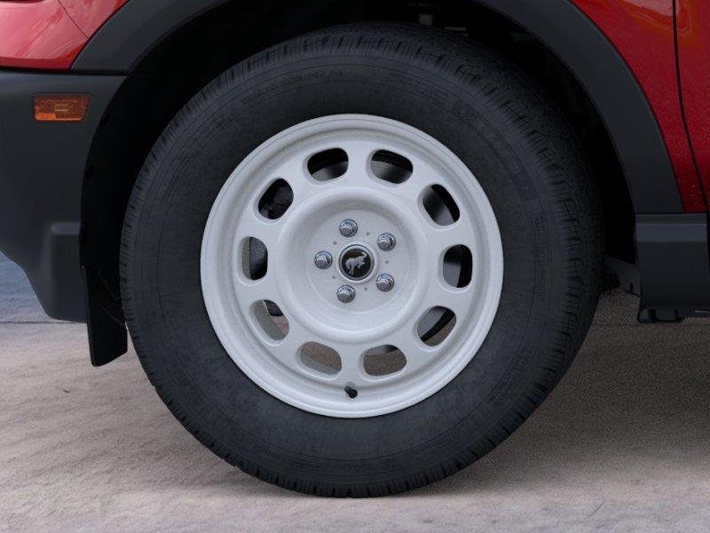 Vehicle photo 19