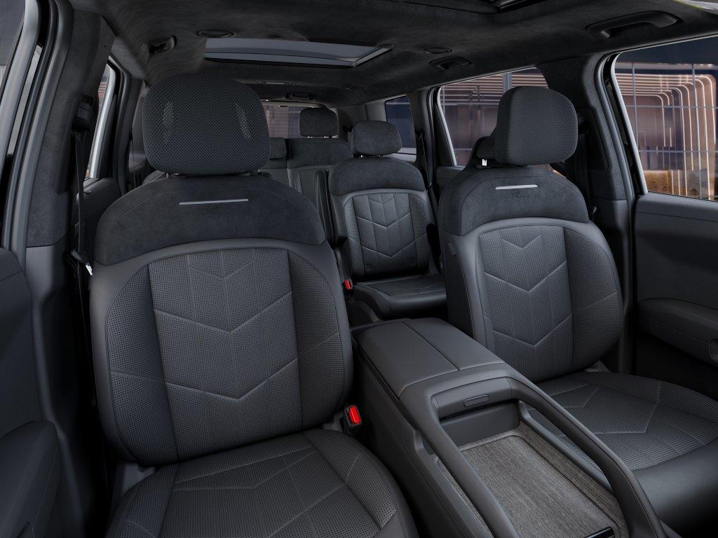 Vehicle photo 15
