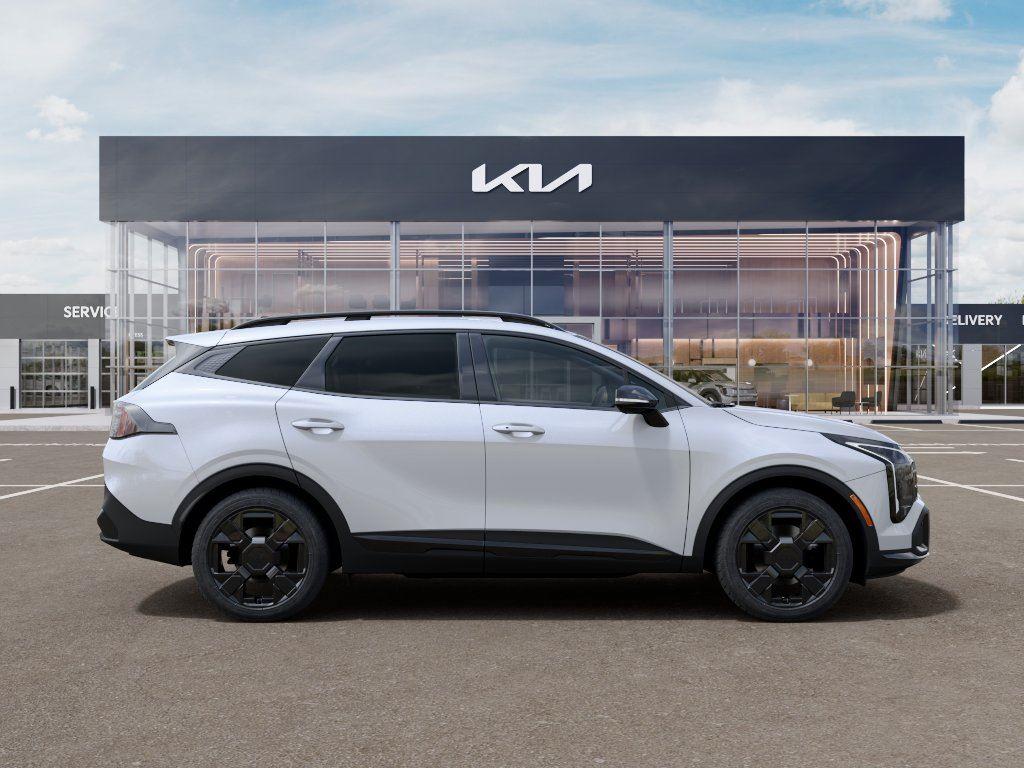 Vehicle photo 7