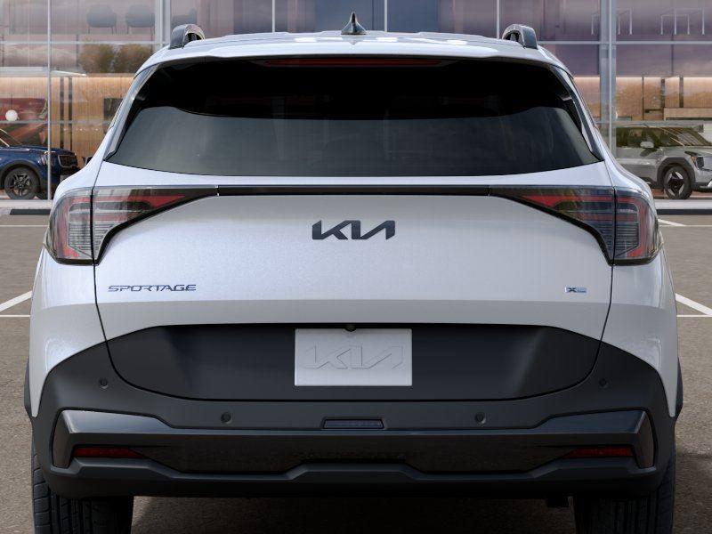 Vehicle photo 13