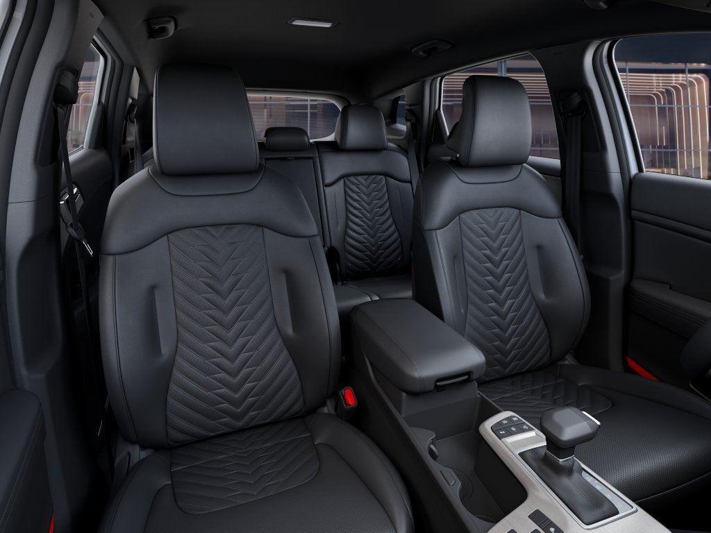 Vehicle photo 15
