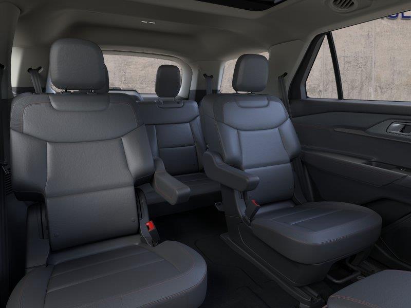 Vehicle photo 11