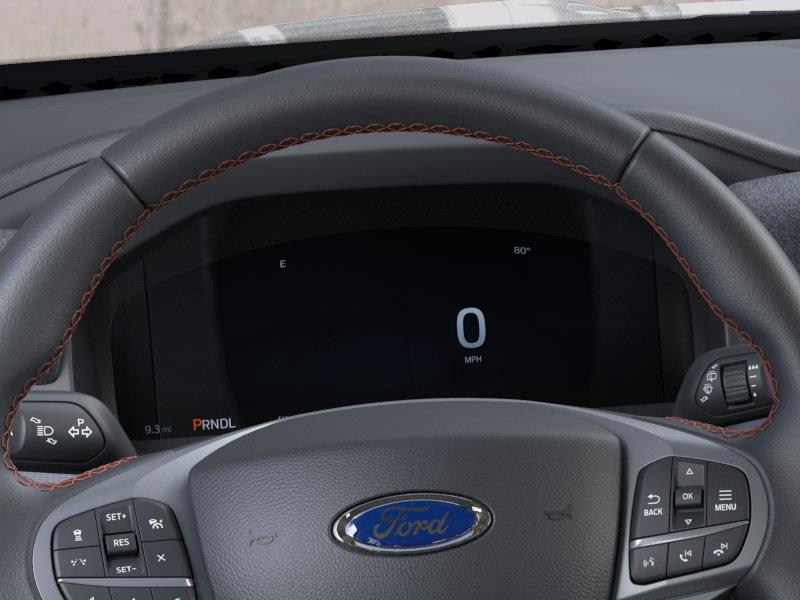 Vehicle photo 13