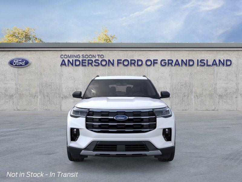 Vehicle photo 6