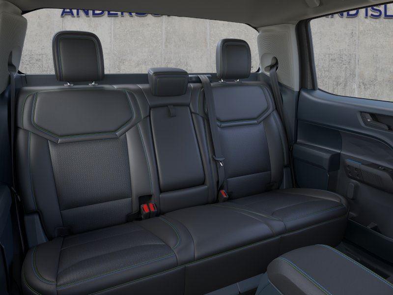 Vehicle photo 11