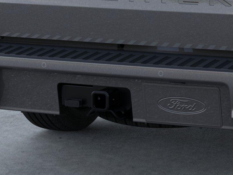 Vehicle photo 23