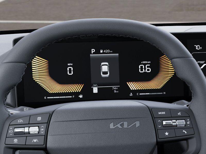 Vehicle photo 21