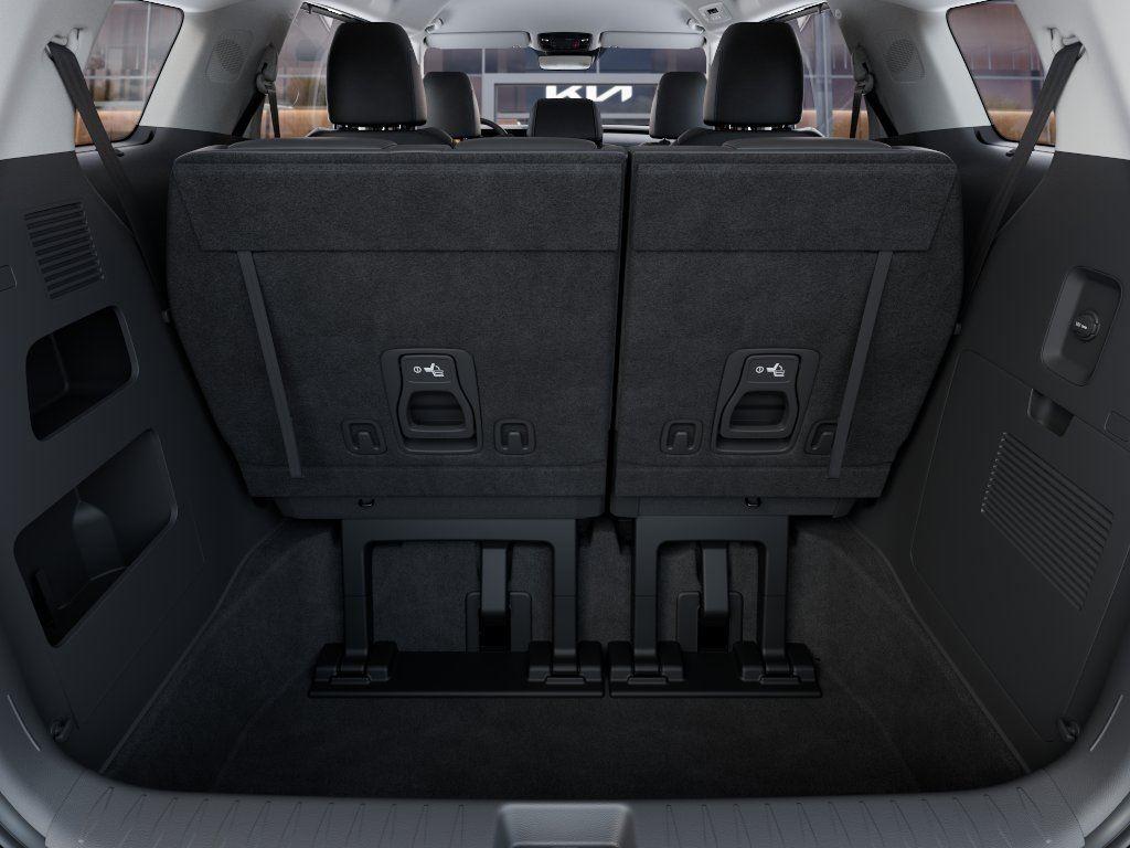 Vehicle photo 19