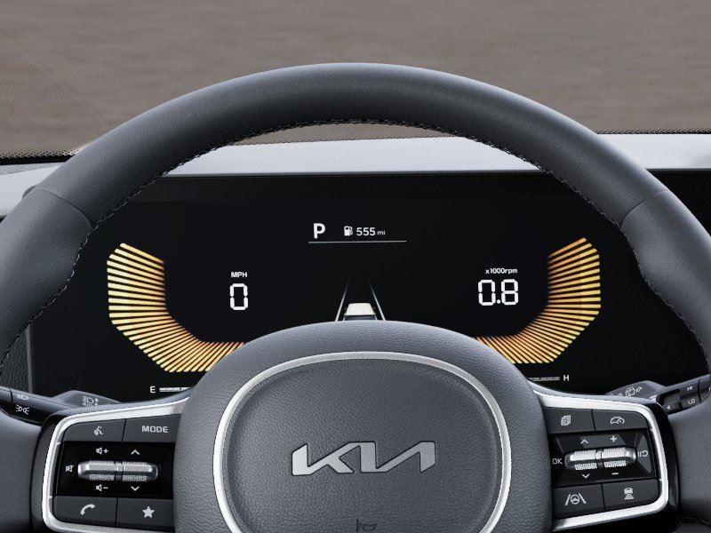 Vehicle photo 21