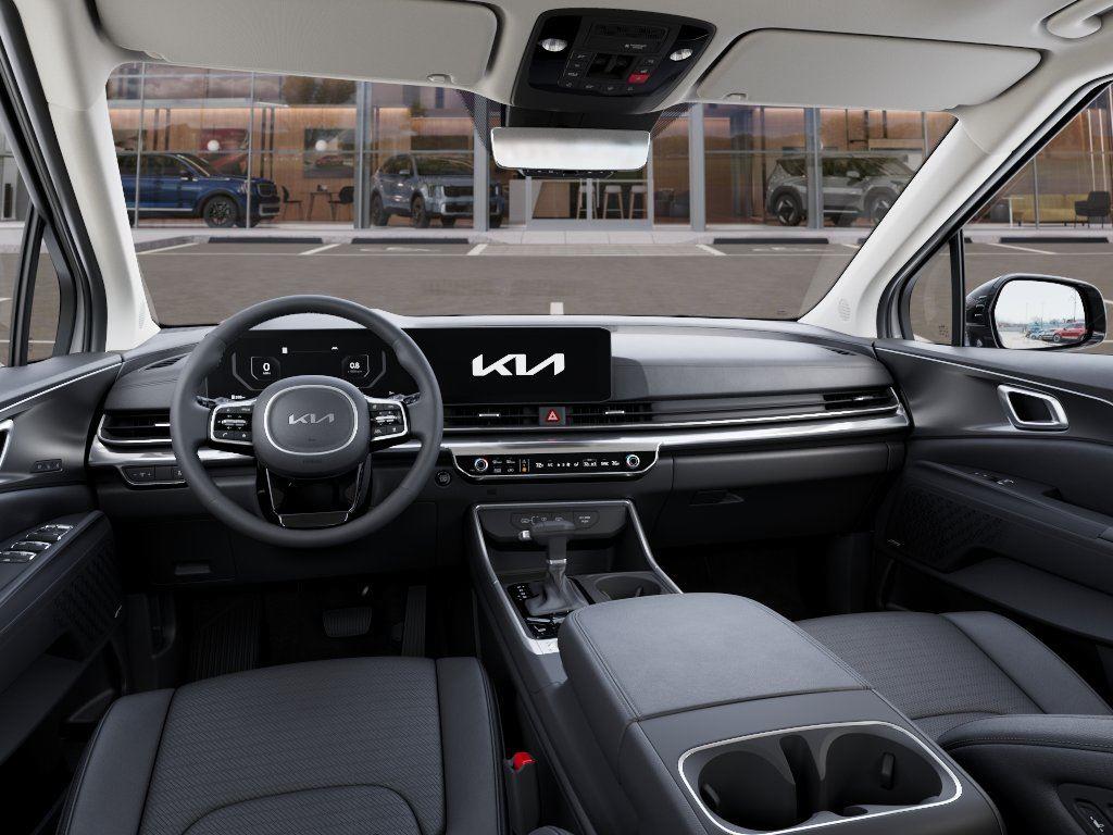 Vehicle photo 14