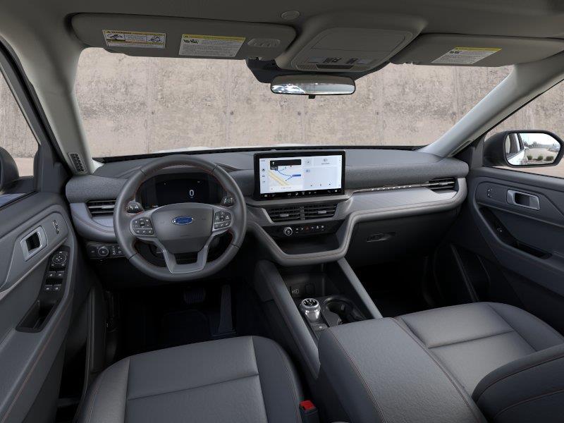 Vehicle photo 9