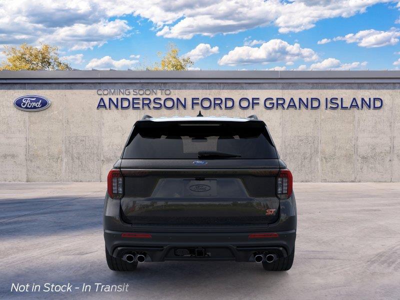 Vehicle photo 5