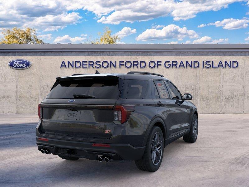 Vehicle photo 8