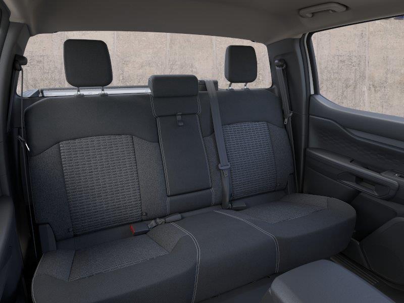 Vehicle photo 11