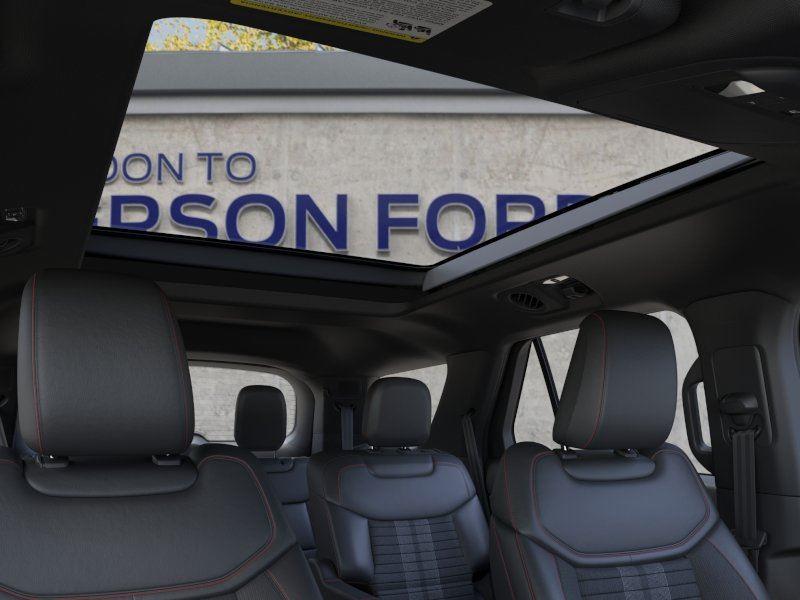Vehicle photo 22
