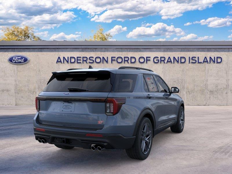 Vehicle photo 8