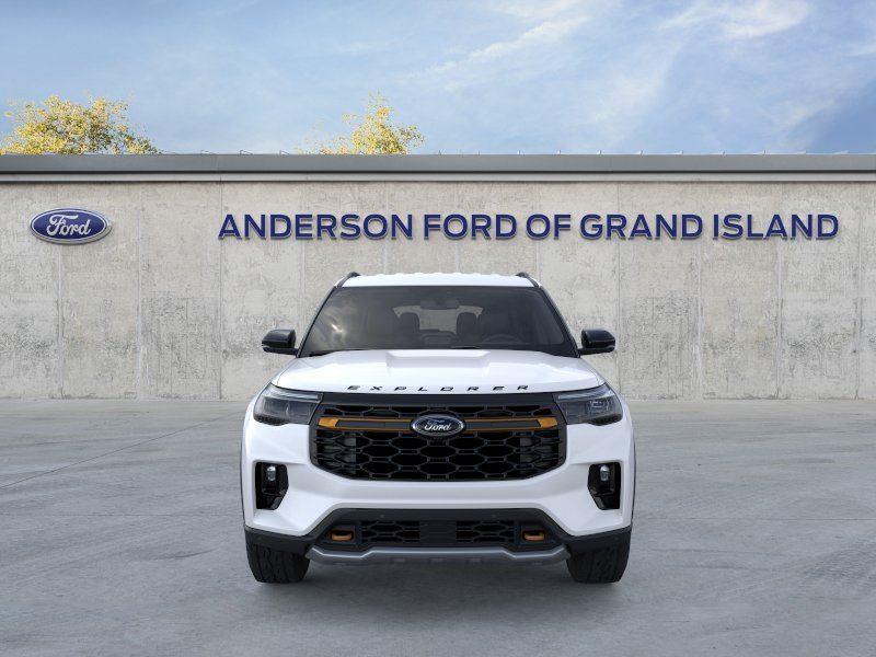 Vehicle photo 6