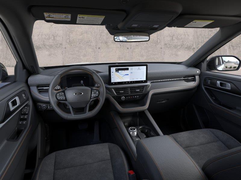 Vehicle photo 9