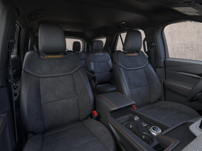 Vehicle photo 10