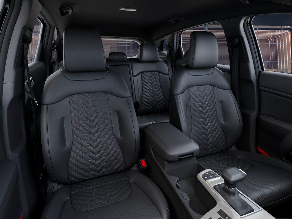 Vehicle photo 15