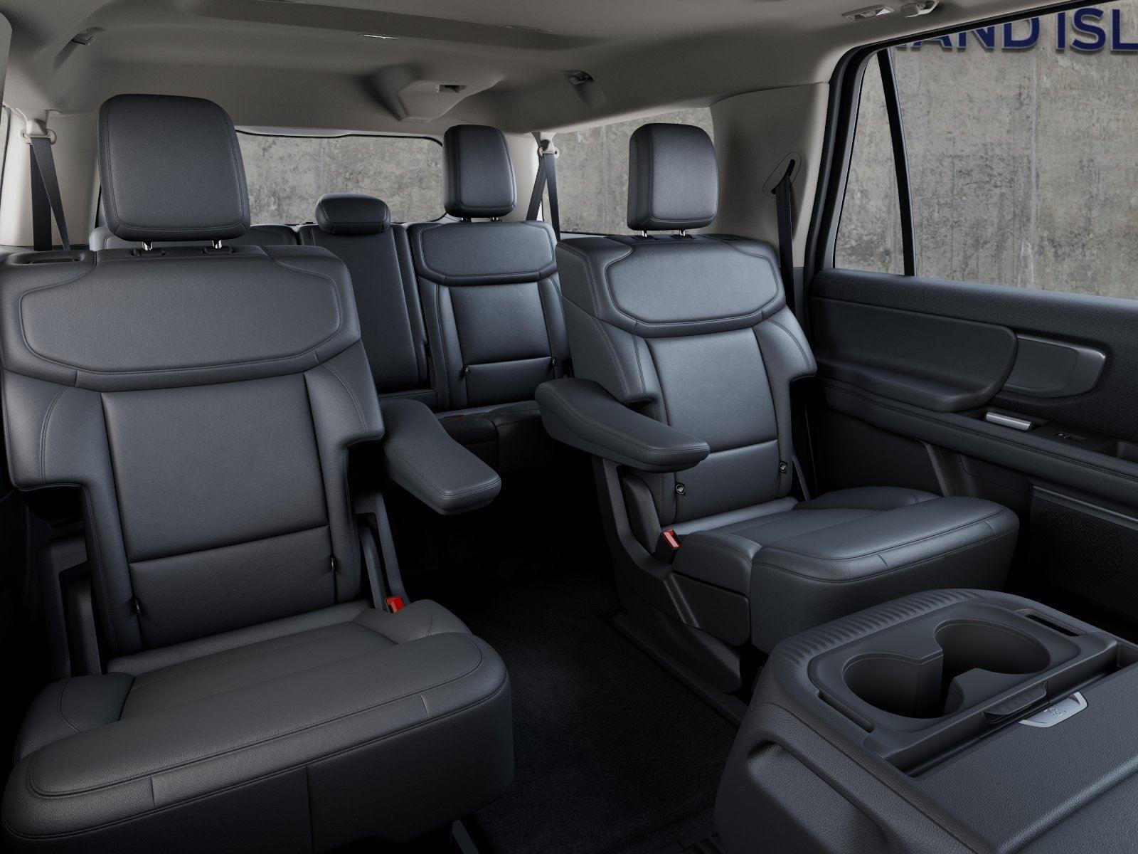 Vehicle photo 11