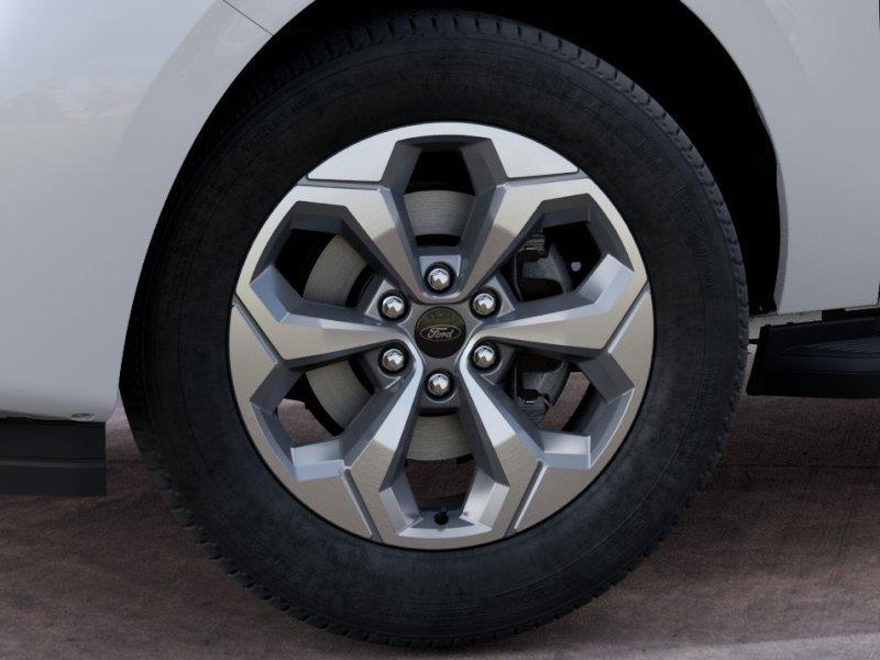 Vehicle photo 19