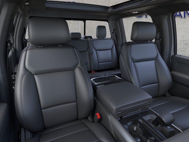 Vehicle photo 10