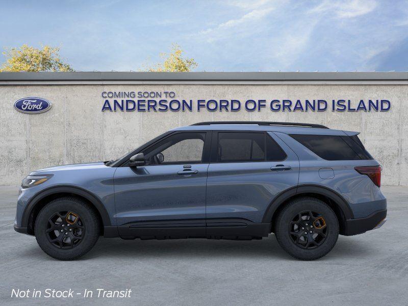 Vehicle photo 3