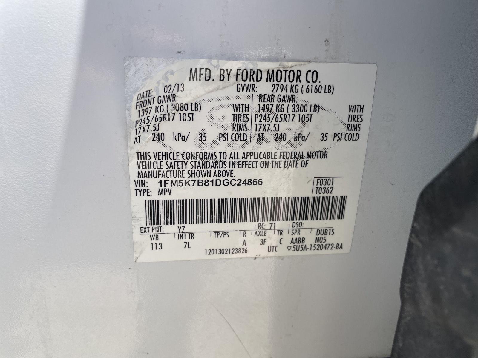 Vehicle photo 30