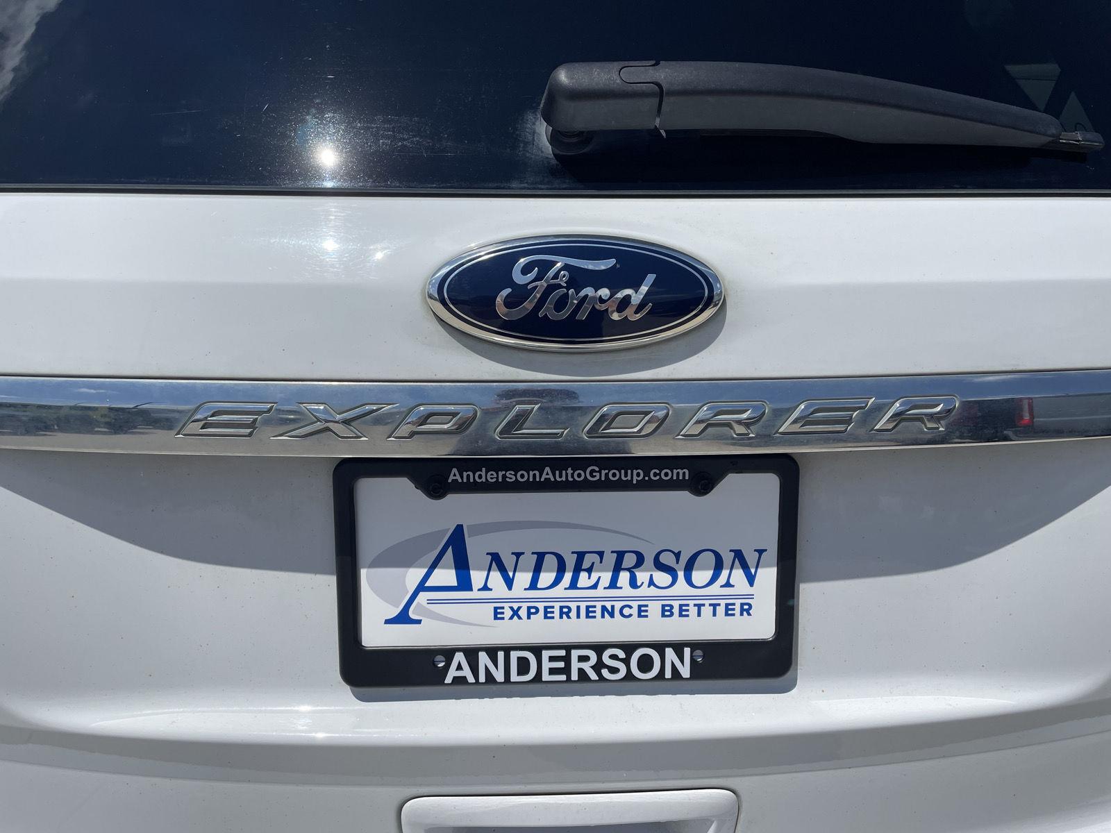 Vehicle photo 34