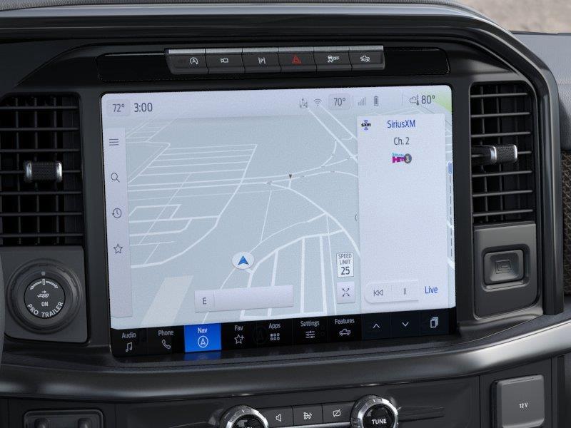 Vehicle photo 14