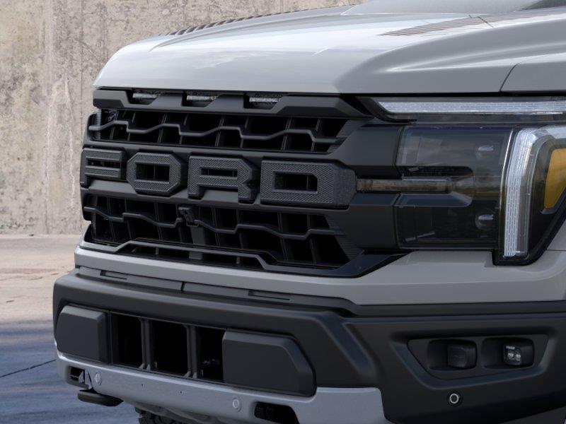 Vehicle photo 17