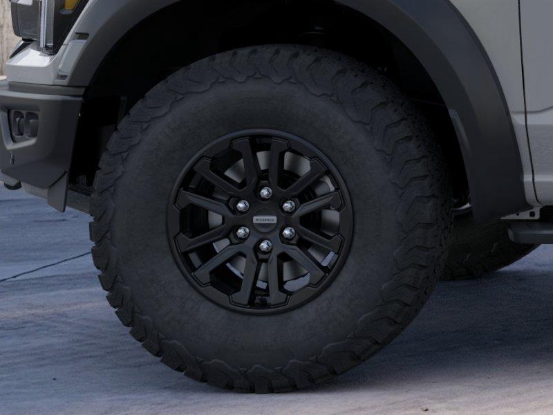 Vehicle photo 19