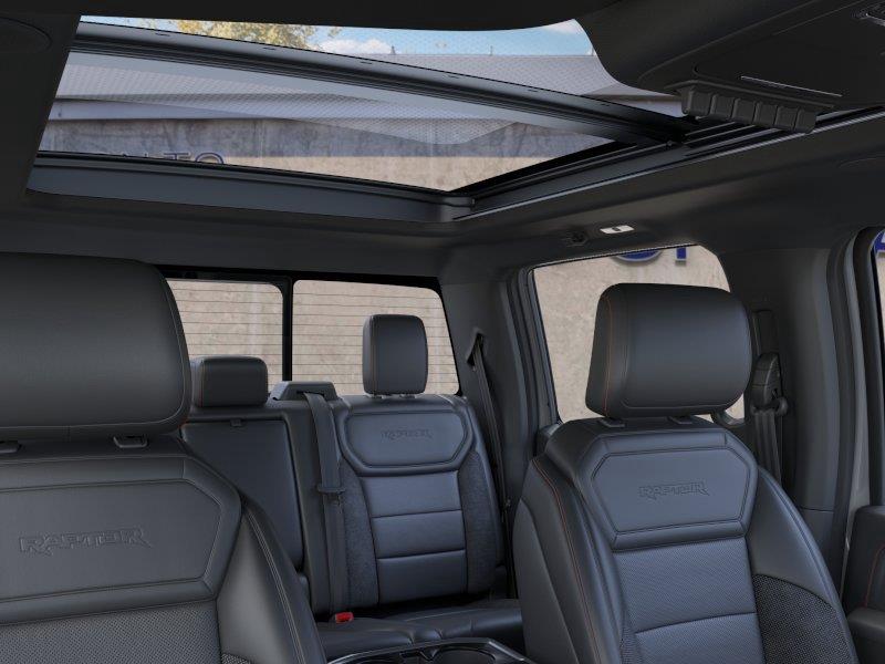 Vehicle photo 22