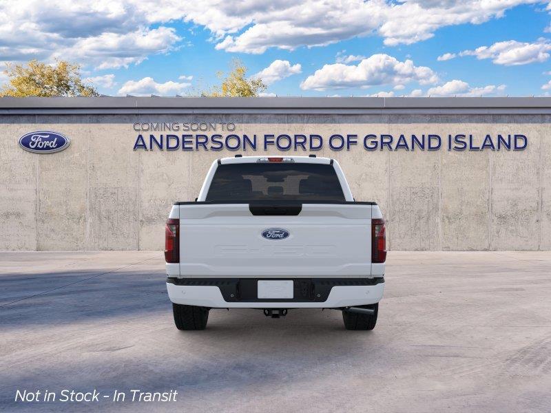 Vehicle photo 5