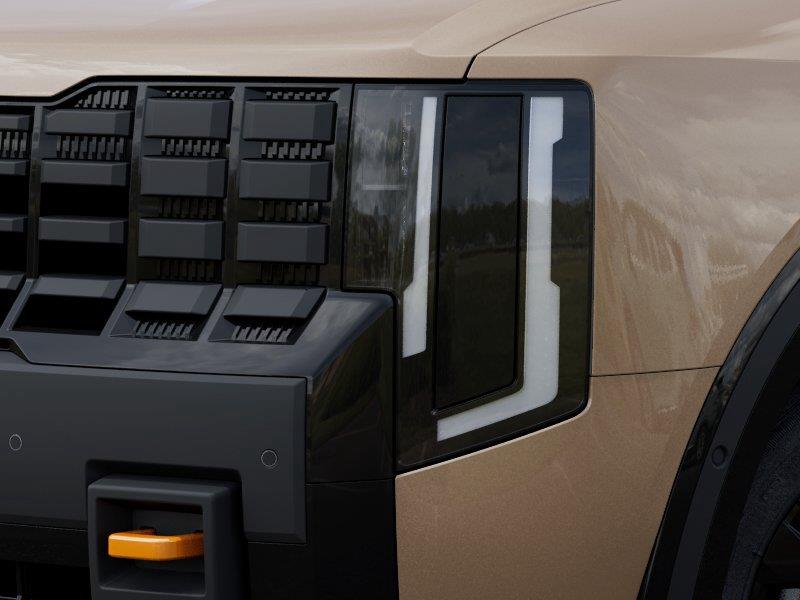 Vehicle photo 10