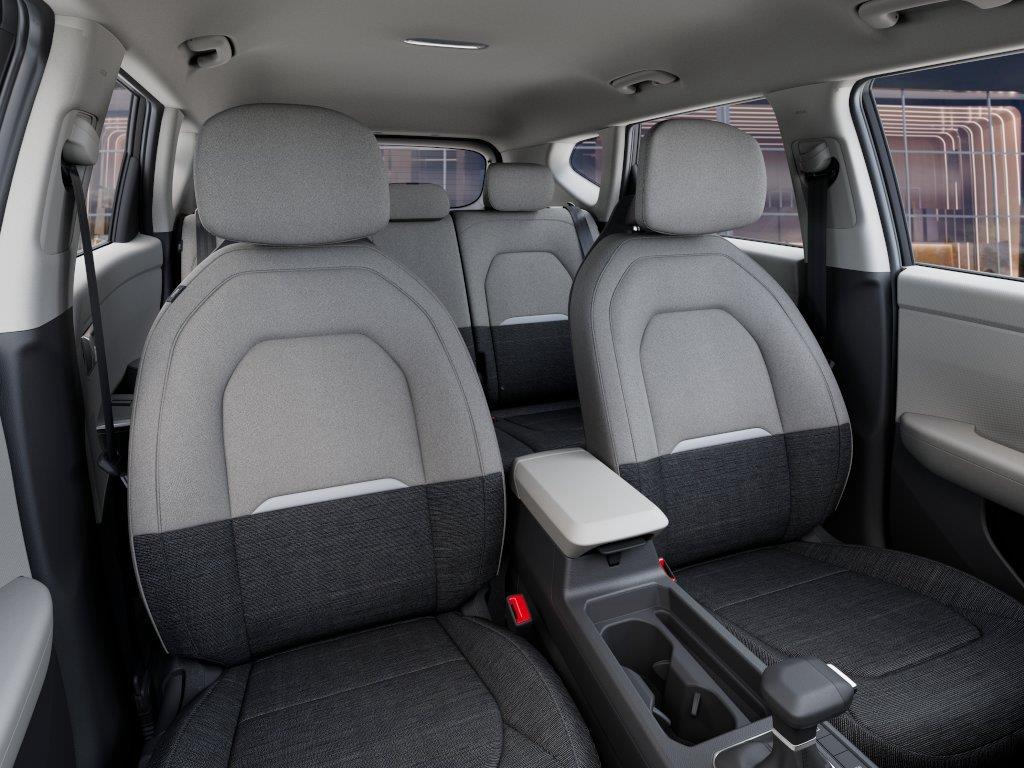 Vehicle photo 15