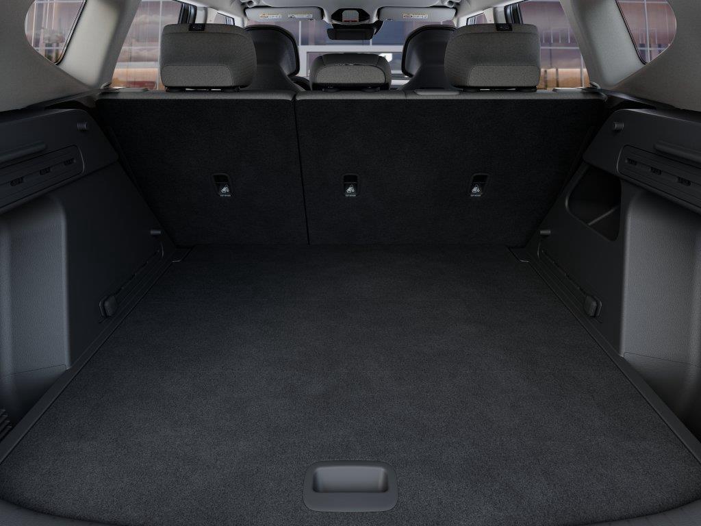 Vehicle photo 19