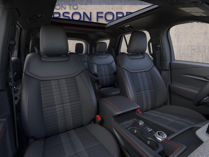 Vehicle photo 10