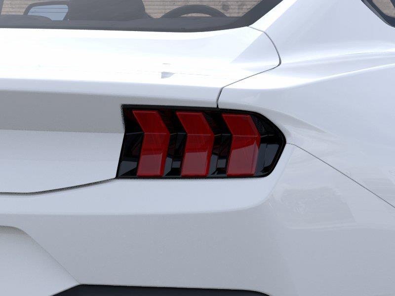 Vehicle photo 21