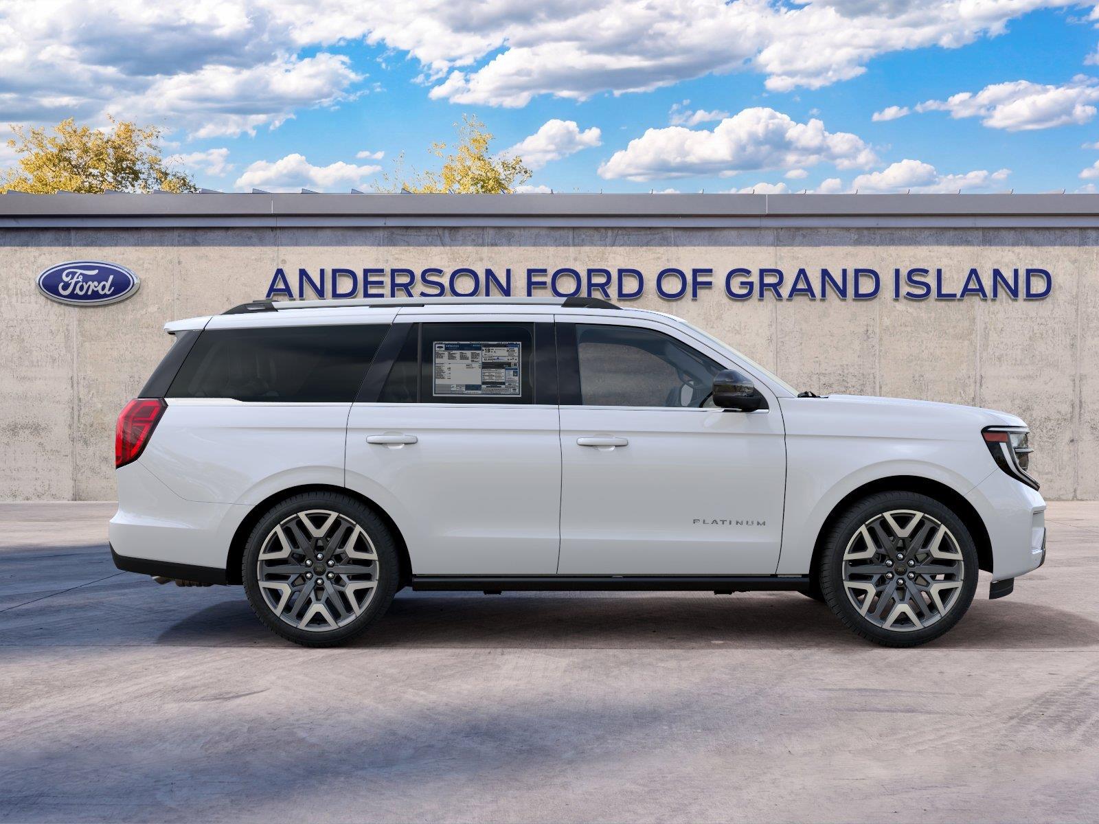 Vehicle photo 5