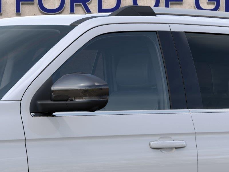 Vehicle photo 20