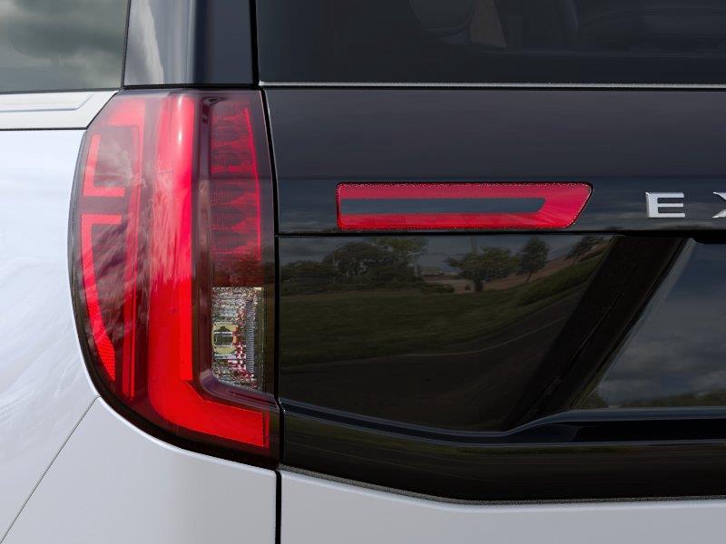 Vehicle photo 21
