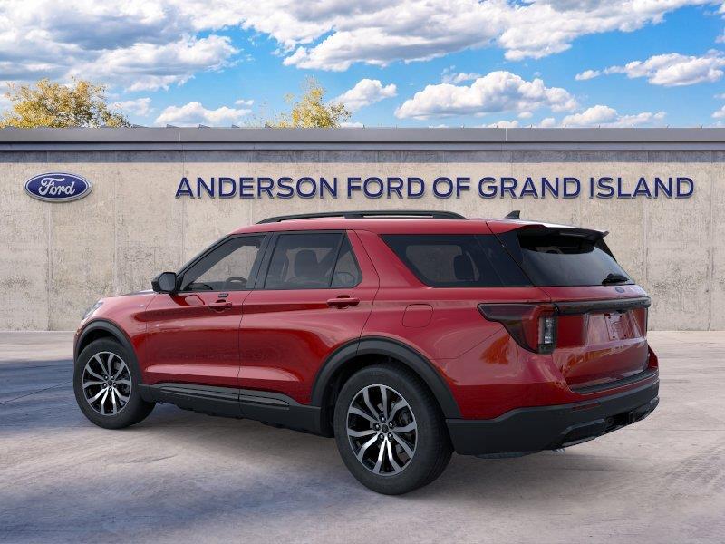 Vehicle photo 4