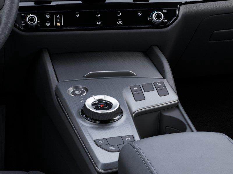 Vehicle photo 23