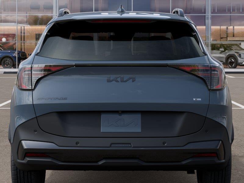 Vehicle photo 13